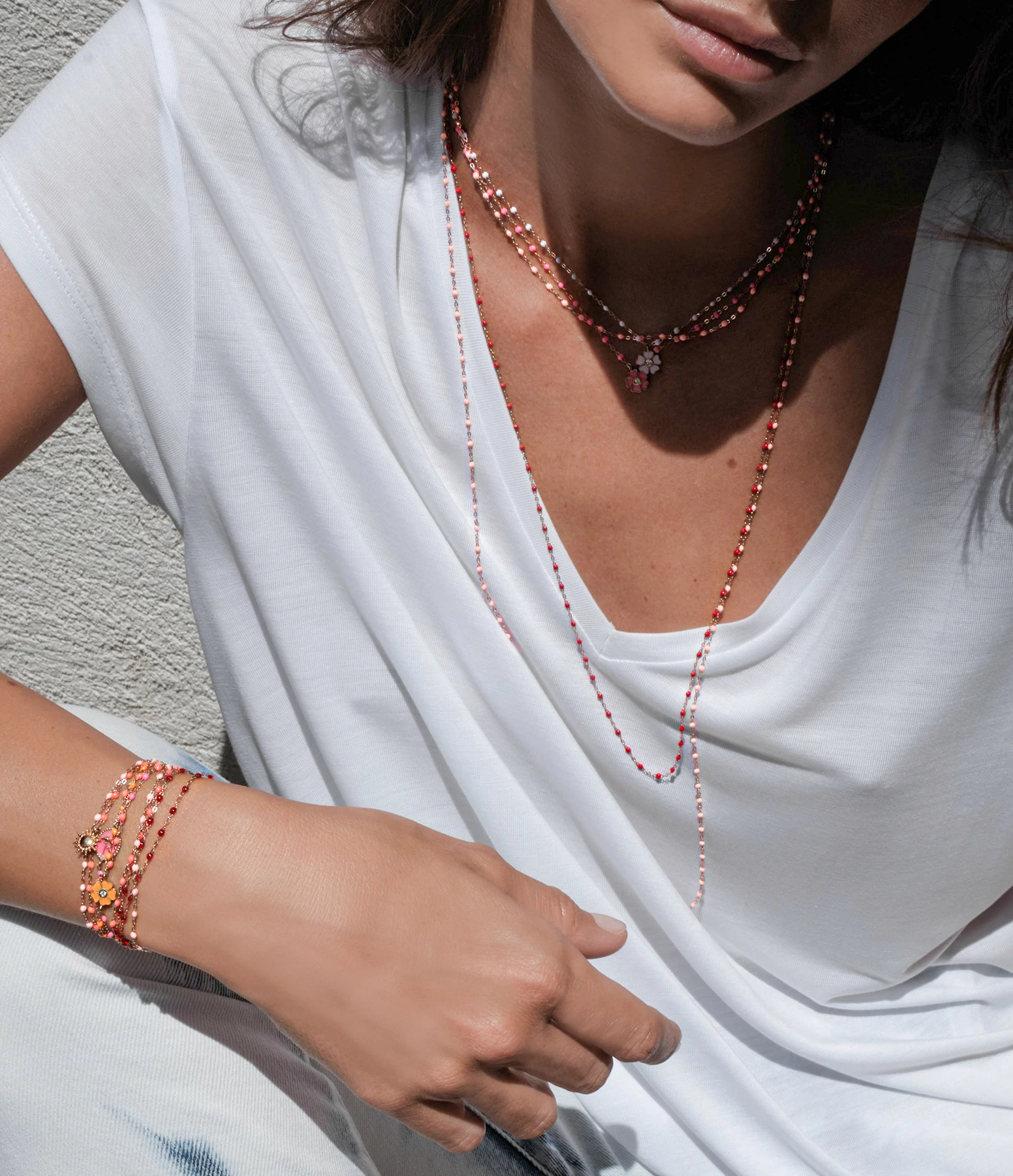 GIGI CLOZEAU Bracelet Perles Résine Bleu Or Rose, Exclusivité Lulli 7 GIGI CLOZEAU Bracelet Perles Résine Bleu Or Rose, Exclusivité Lulli – Image 5
