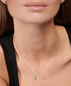 GIGI CLOZEAU Collier Mini Gigi Résine Croix Perlée Diamants Or Jaune -Boutique Gigi Clozeau clozb look20221013 57