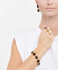 GOOSSENS PARIS Bague Cabochon Carré Cristal De Roche Violet Améthyste 7 GOOSSENS PARIS Bague Cabochon Carré Cristal De Roche Violet Améthyste -Boutique Gigi Clozeau gooss look20201006 172 1