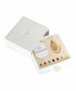 LES FÉLICITÉS Coffret Petit Médaillon Mat 7 Pierres De Protection -Boutique Gigi Clozeau image 03591 1