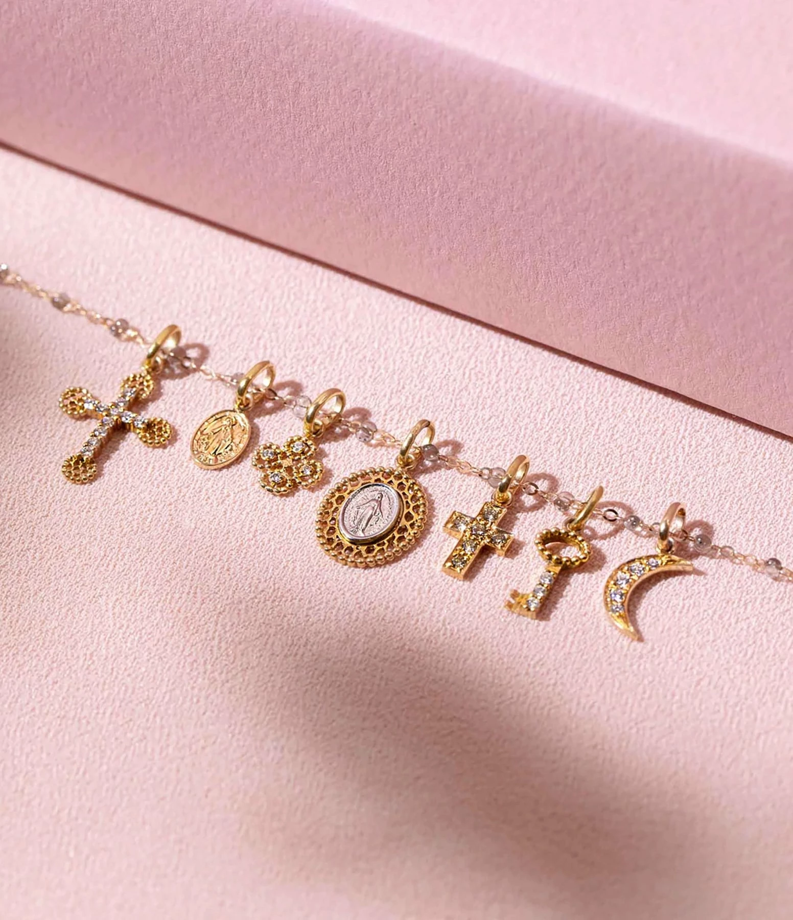 GIGI CLOZEAU Pendentif Lune Diamant Or – Image 6