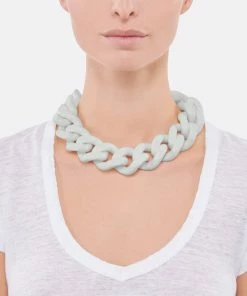 VANESSA BARONI Collier Big Flat Gris 7 VANESSA BARONI Collier Big Flat Gris -Boutique Gigi Clozeau vbaro look20210916 299gris
