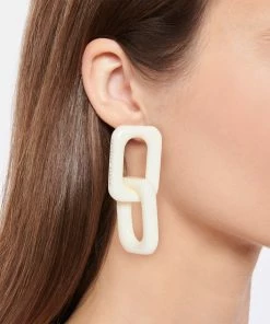 VANESSA BARONI Boucles D'oreilles Squared Double Small Blanc -Boutique Gigi Clozeau vbaro look20211019 256 1